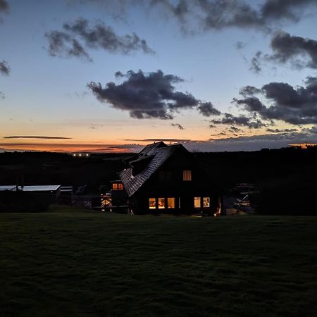 Hostel Anglesey Outdoors Holyhead Exterior foto