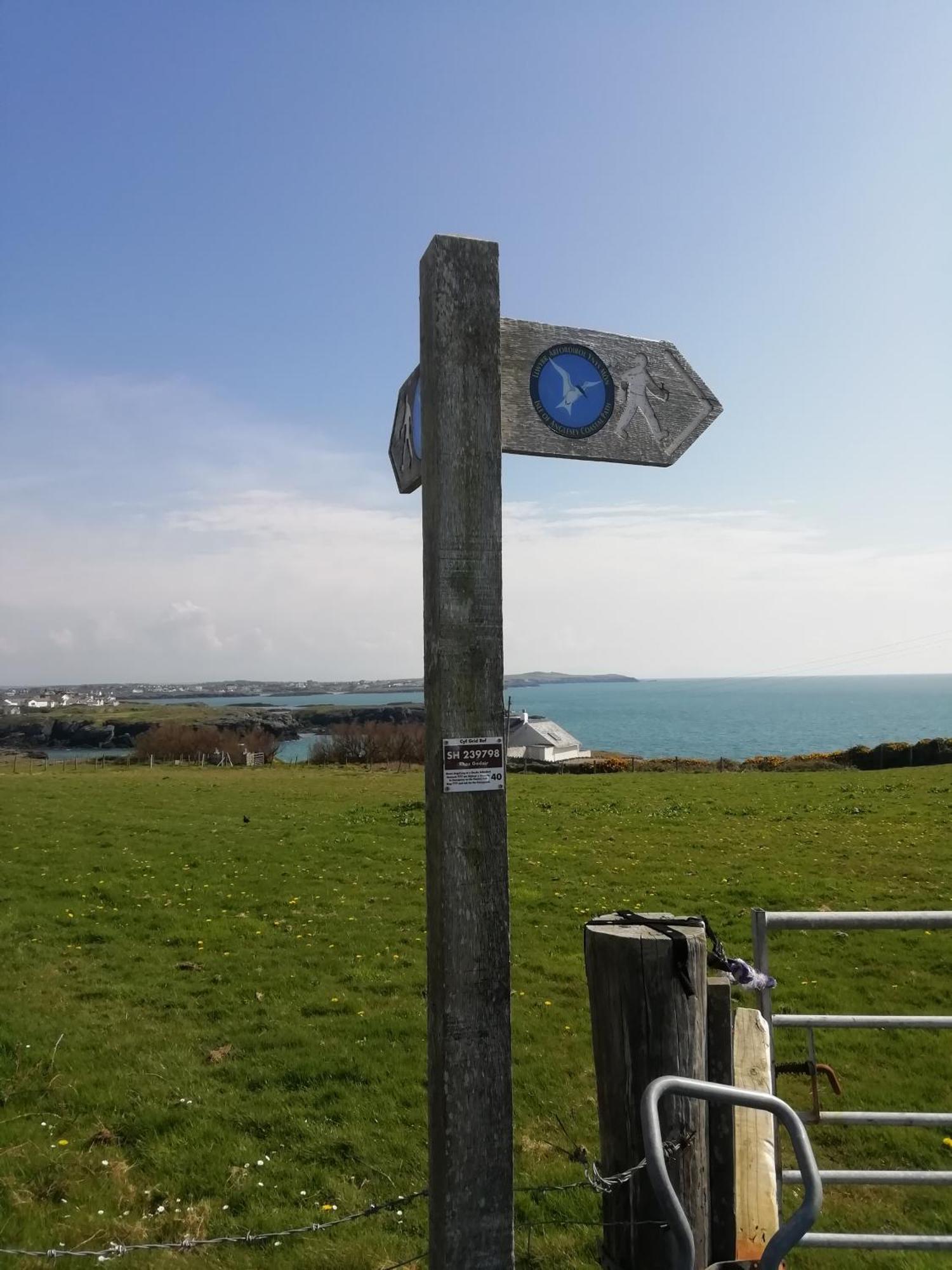 Hostel Anglesey Outdoors Holyhead Exterior foto