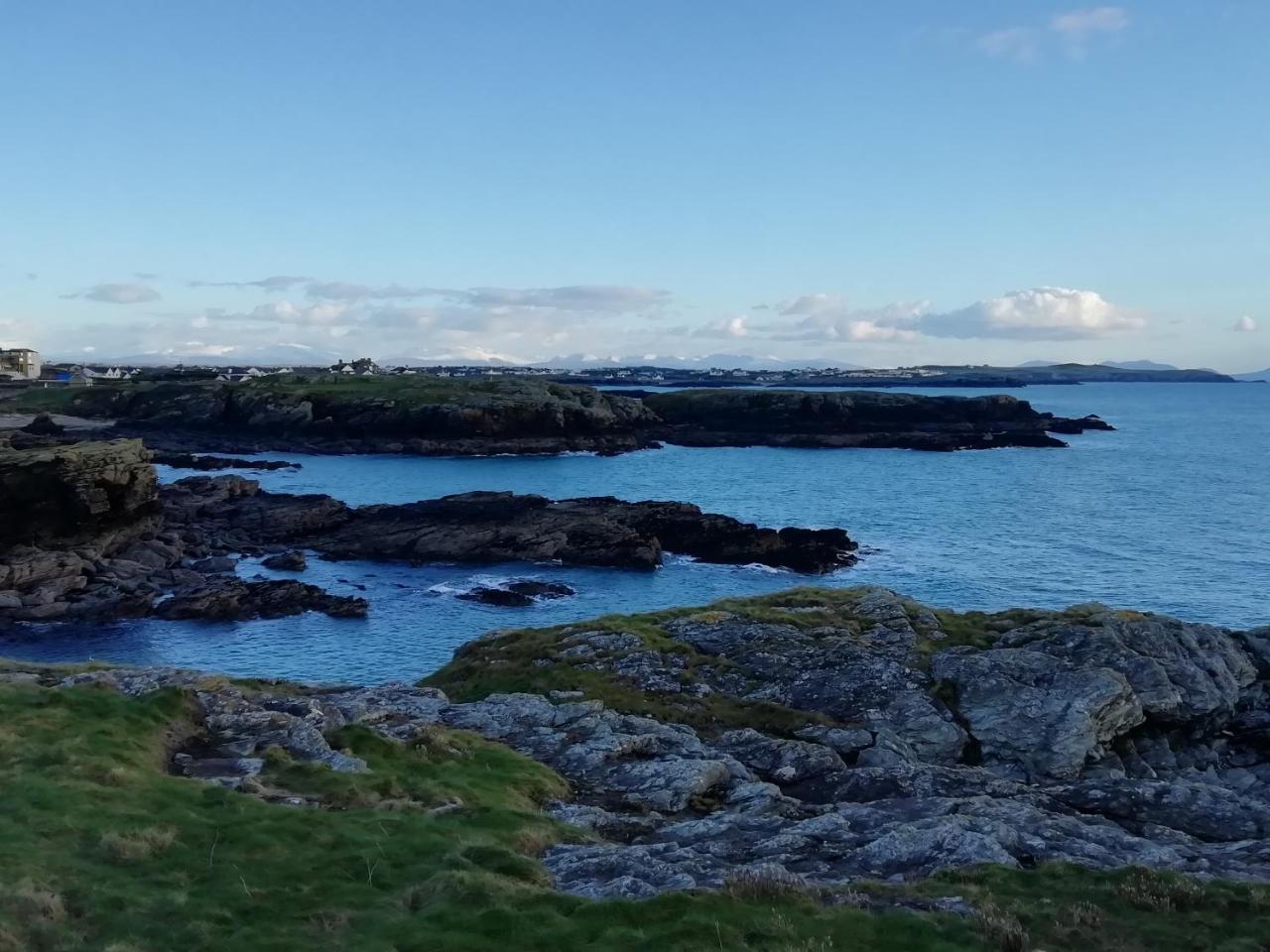 Hostel Anglesey Outdoors Holyhead Exterior foto